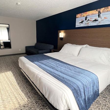 Hilltop Inn & Suites Grove Luaran gambar